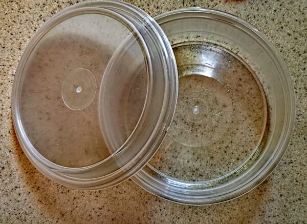 300 ml container set. with a convex lid